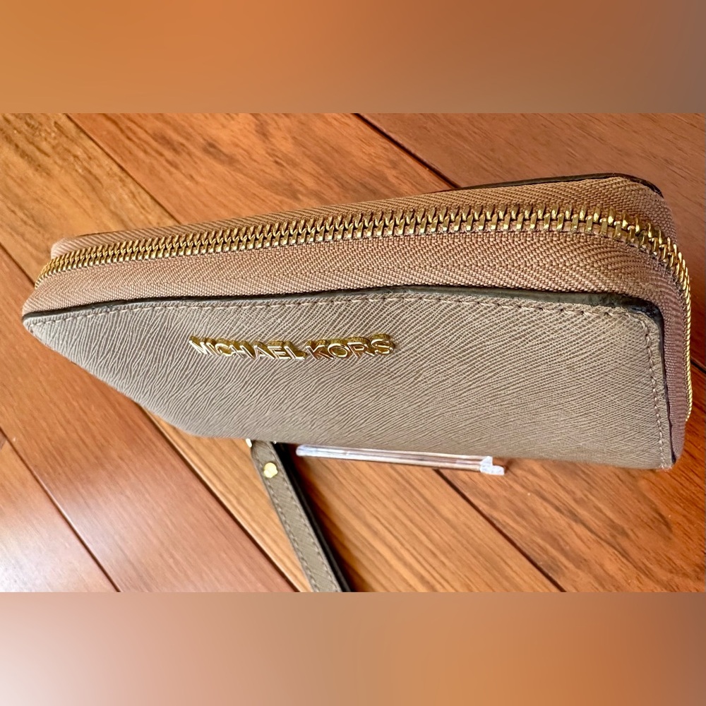 Michael Kors Saffiano Leather Taupe Wristlet Clutch - Picture 4 of 9